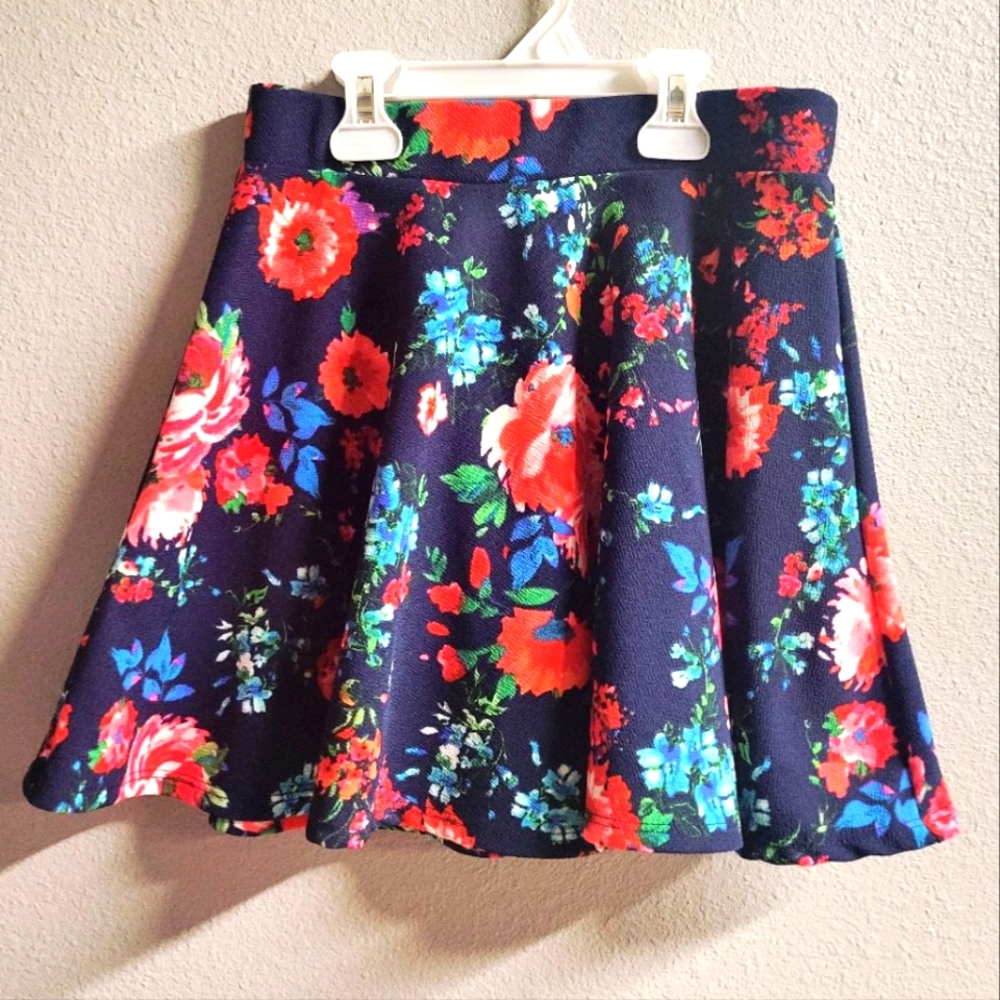 Heart & Arrow Floral Skirt